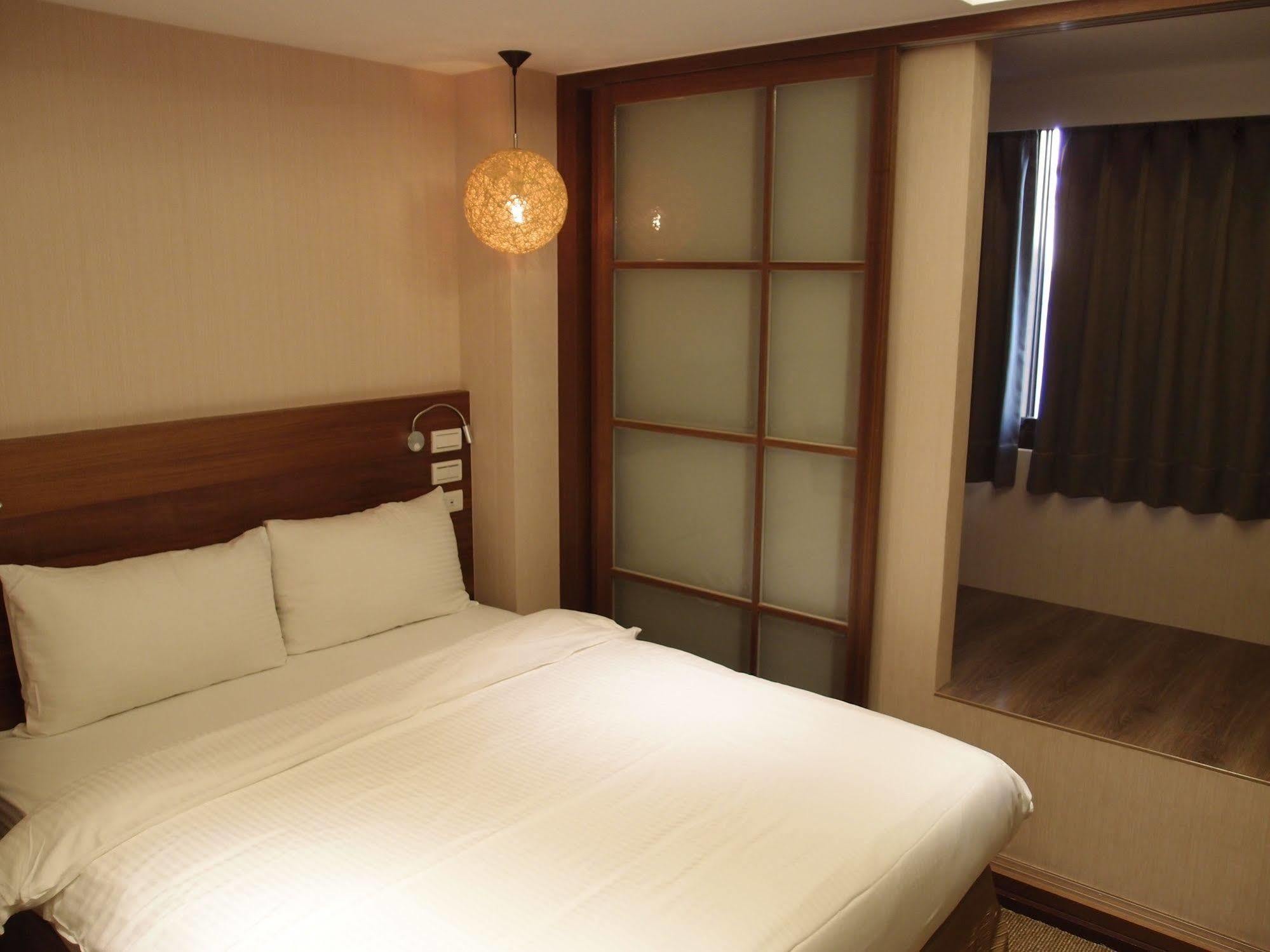 Bayman Hotel Taipei Exteriör bild